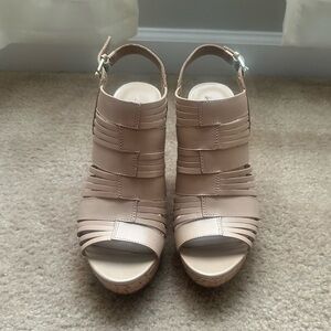 Franco Sarto Sharp Leather Platform Wedge Heels Slingback Sandals 9M Tan